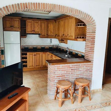 Apartamentos Balcon De Carabeo Nerja Luaran gambar