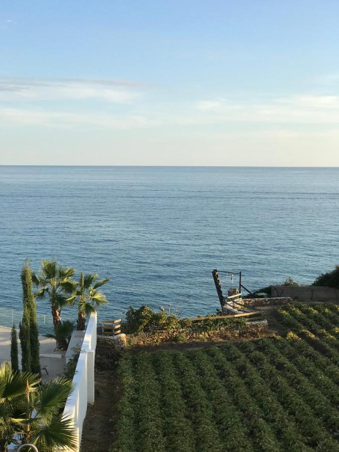 Apartamentos Balcon De Carabeo Nerja Luaran gambar